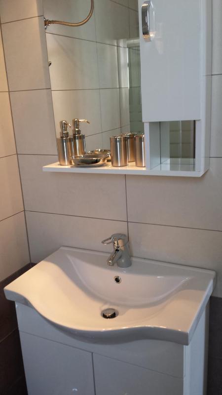 Studio Apartment with Sea View image 2