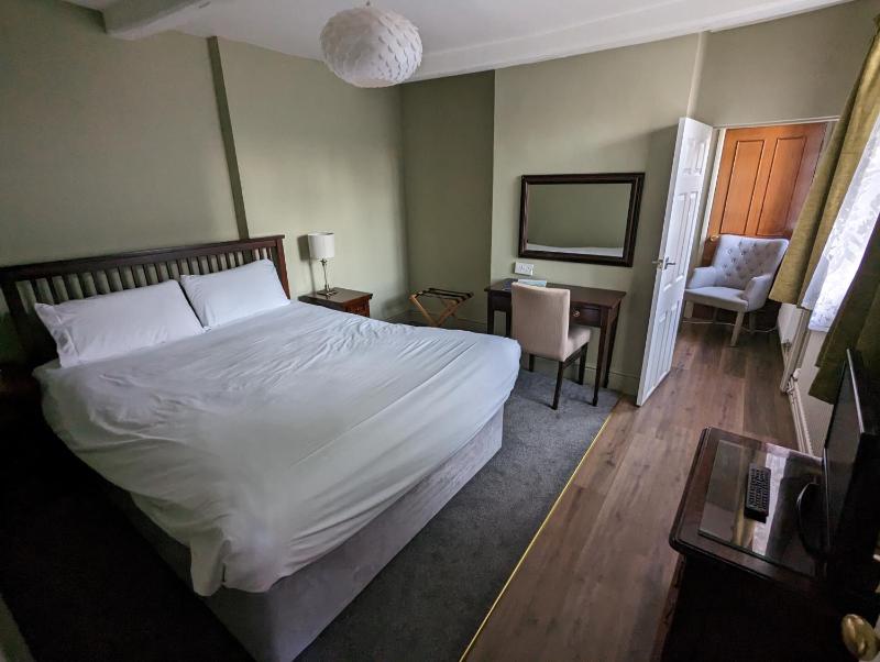 Suite image 3