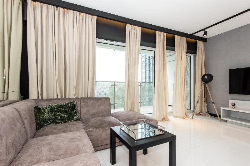 Super-Apartamenty International Fair - image 12