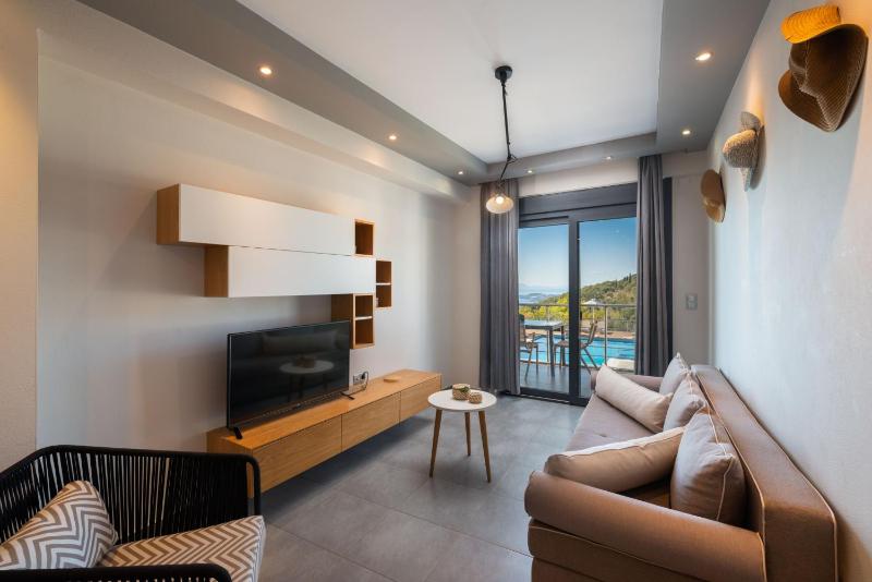 One-Bedroom Apartment with Sea View (4 Adults) image 3