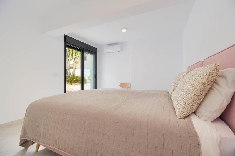 Graham Holiday Rentals - Magnolia - image 21