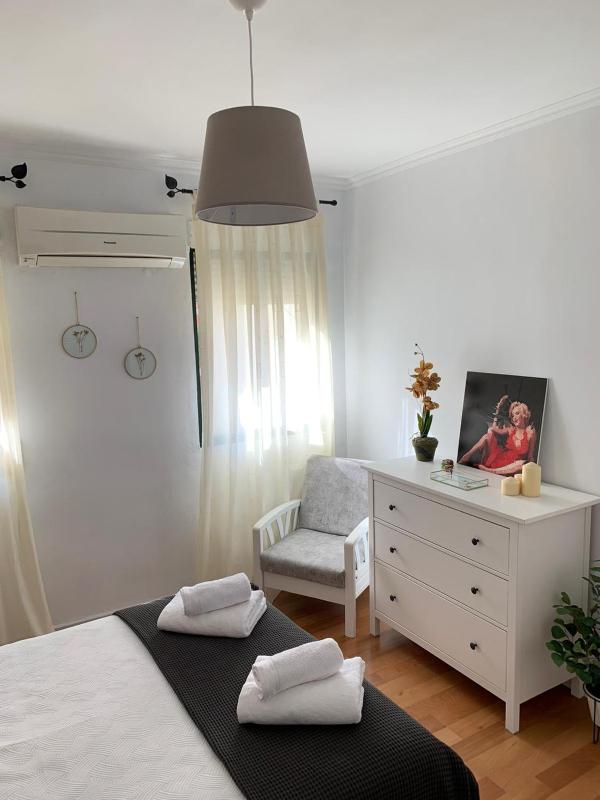 Acogedor apartamento en pleno corazón de Triana - image 3