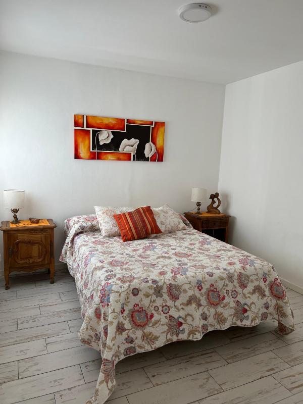 Hermoso departamento en zona residencial y polo cervecero - image 6