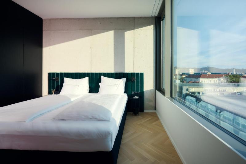 NEU RESIDENCES smart stay - image 7