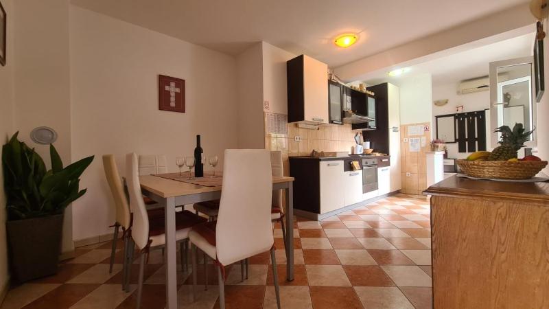 Apartments Baškovic - image 13