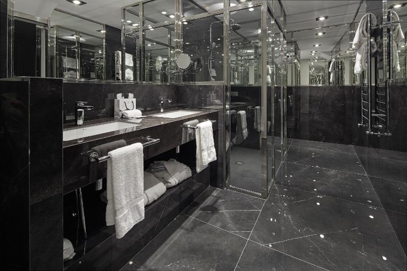 Grand City Room image 1