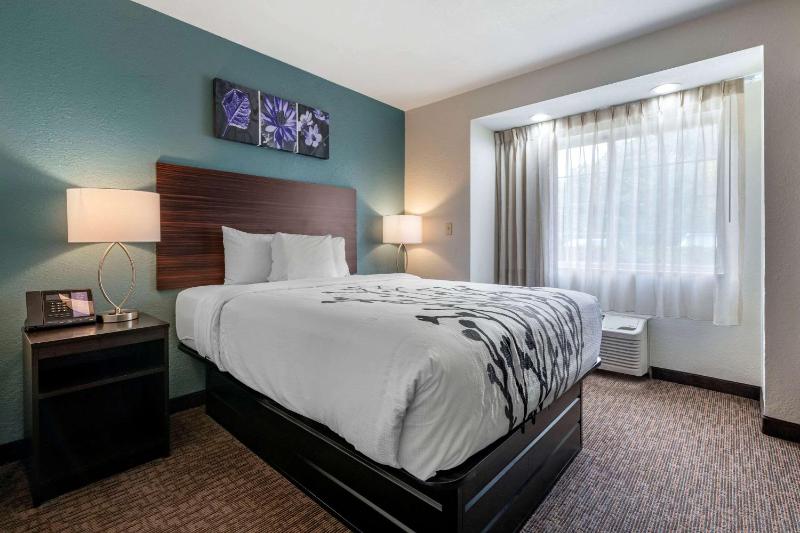 Sleep Inn Jacksonville Airport - image 30