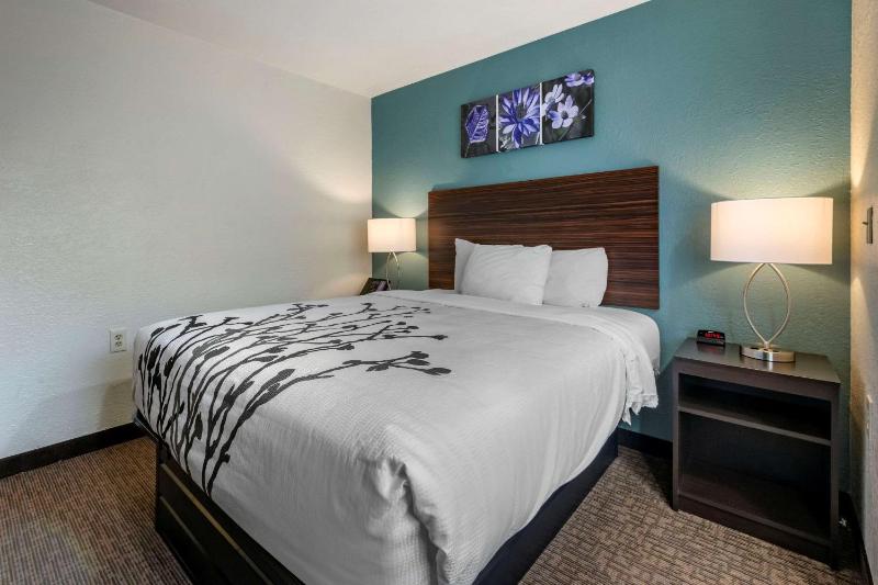 Sleep Inn Jacksonville Airport - image 41