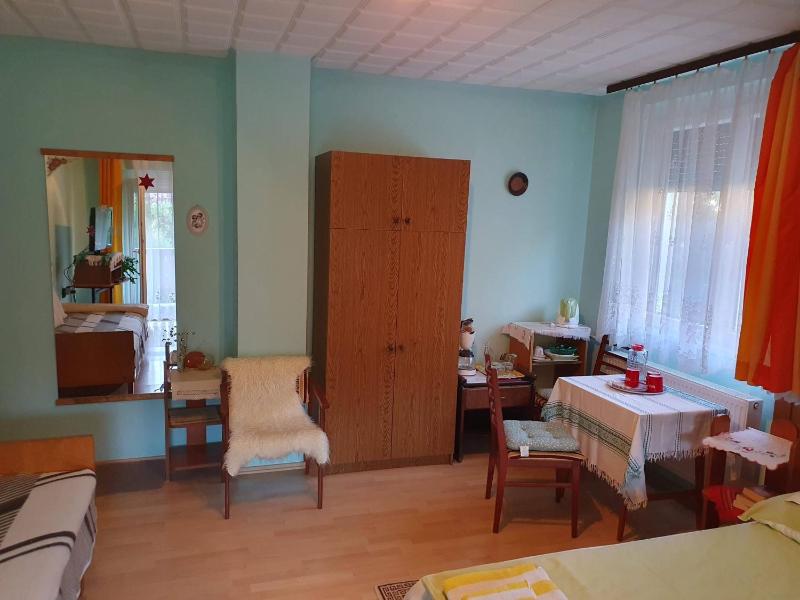 Triple Room with Terrace image 3