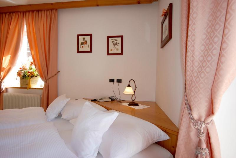 Family Suite with Spa Access image 3