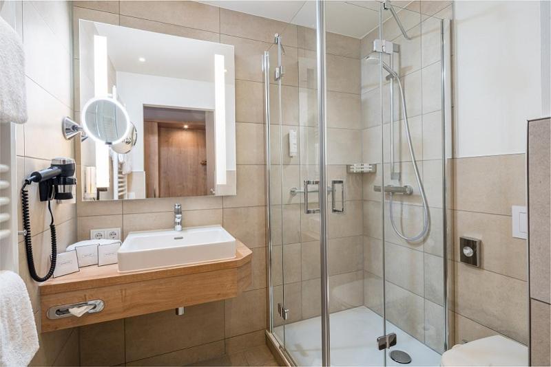 Business Double Room image 1
