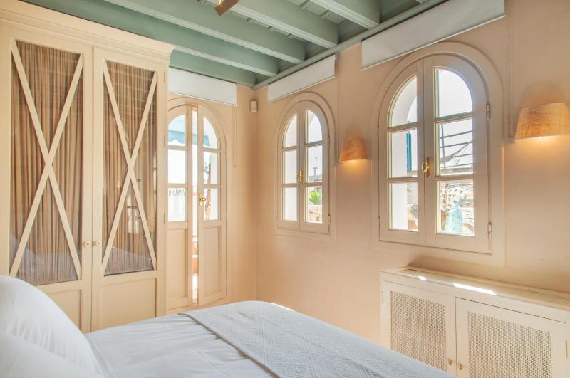 Apartment with Terrace image 3