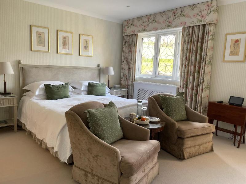 Superior Double Room image 1