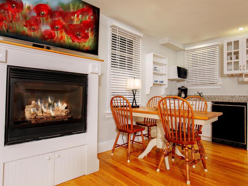 King Suite image 4