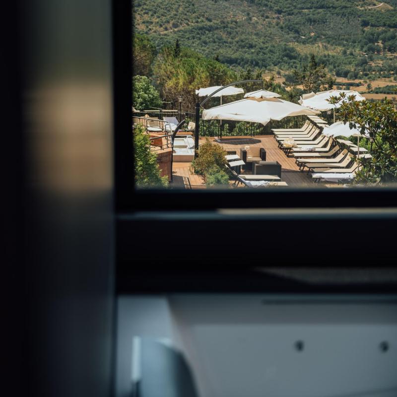 Suite with Spa Access image 4