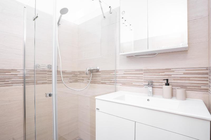Prague Days - Two-bedroom Apartment with Workspace right next to Old Town Square - image 5