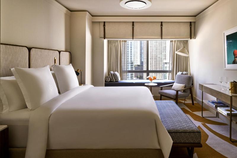 Four Seasons Hotel Miami - image 15