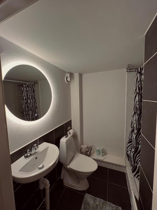 Two-Bedroom Chalet image 2