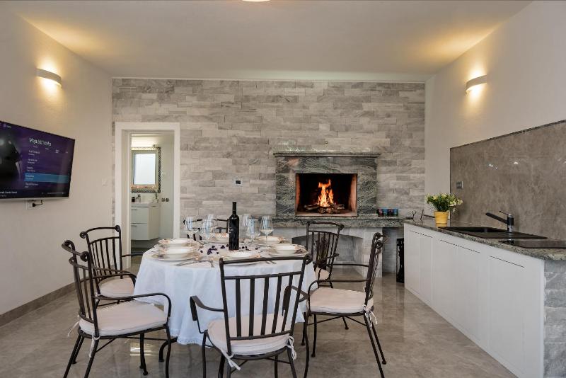 Villa Lilin San - image 6