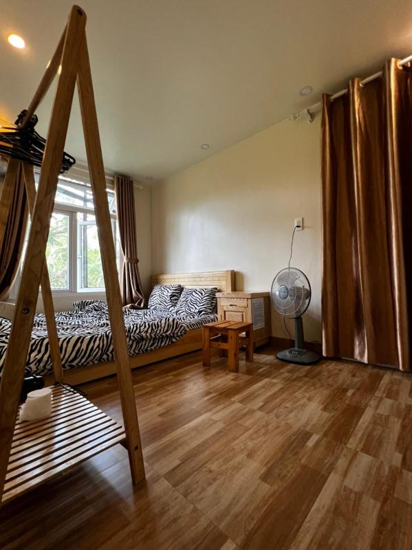 Salem House - image 21