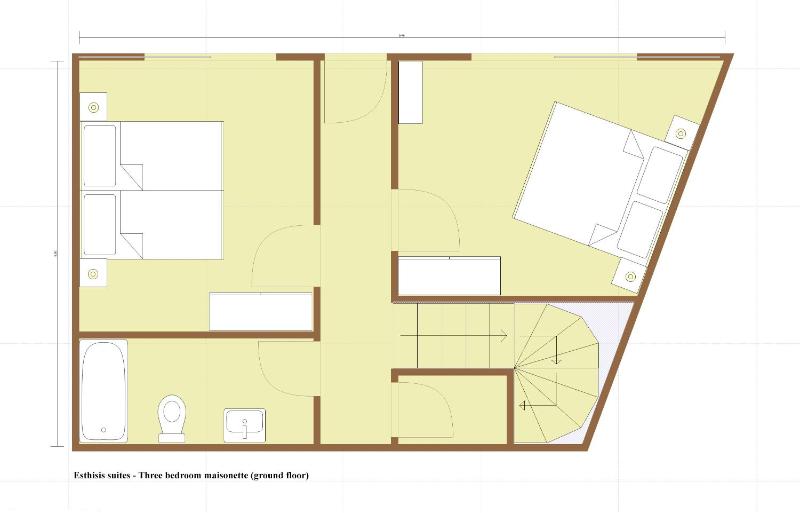 Three-Bedroom Maisonette image 2