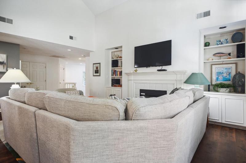 7647 Huntington - image 21