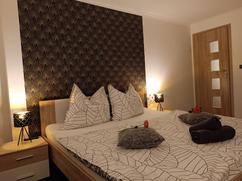 Double Room image 4