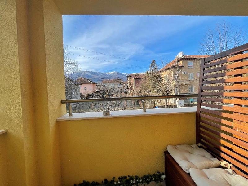 Double Room with Balcony image 3