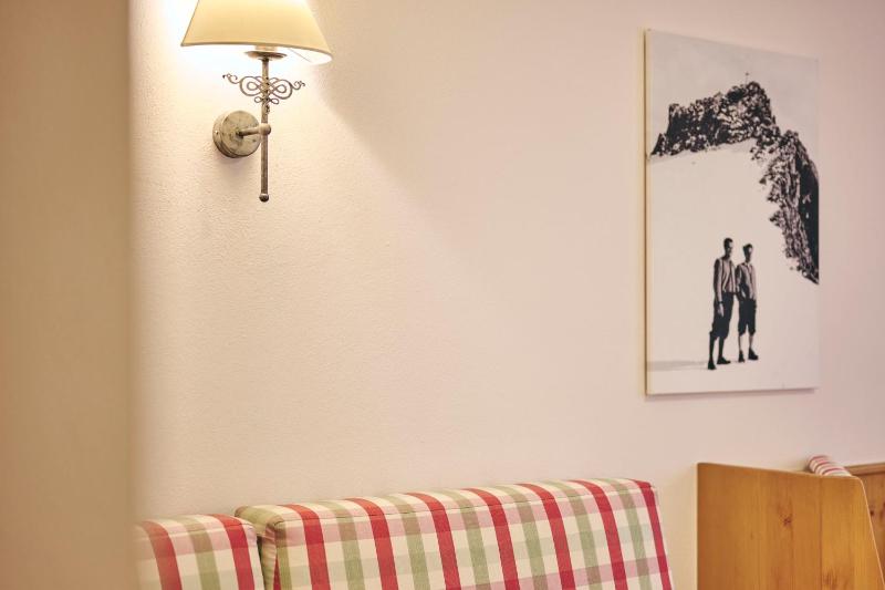Small Double Room image 3