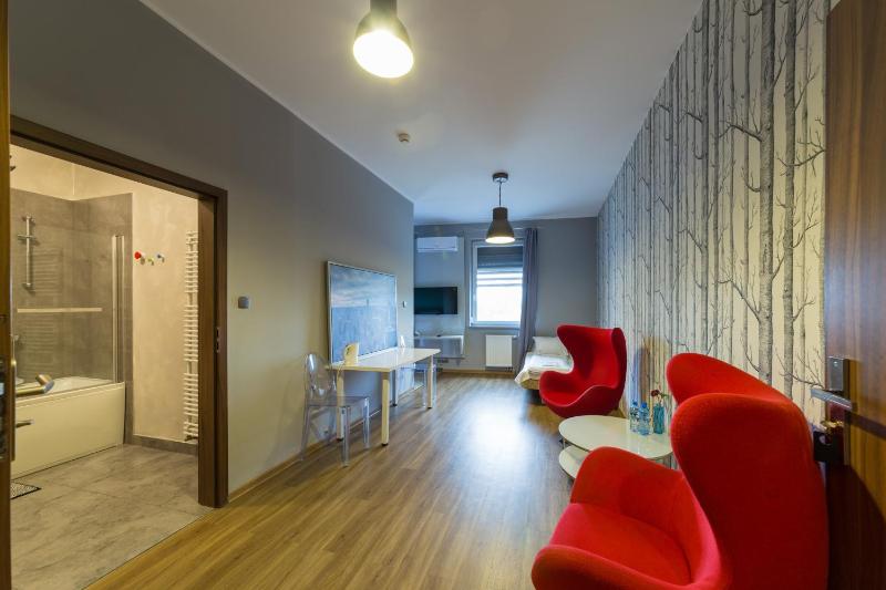 Deluxe Double Room with Bath image 1