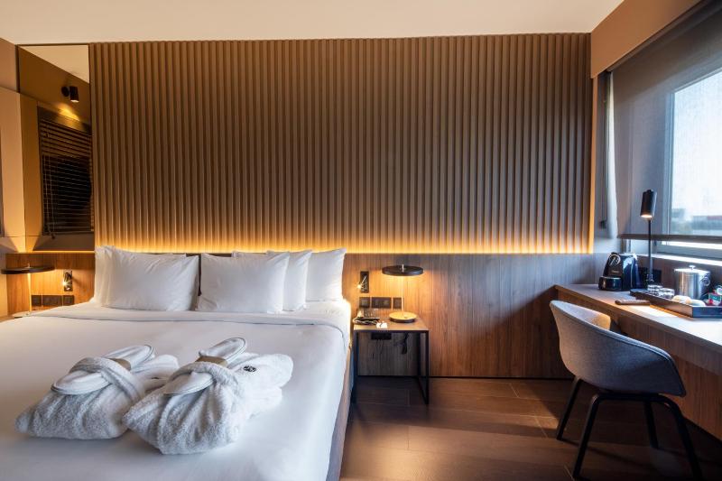 Executive King Room image 4