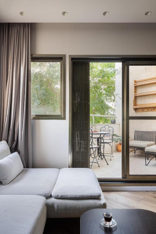 Yona perfect studio by TLV2RENT - image 14