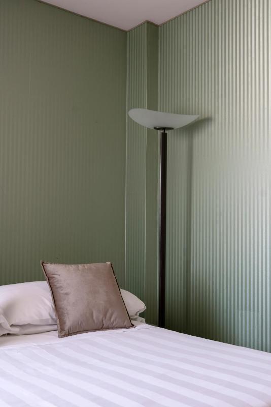 Triple Room image 2