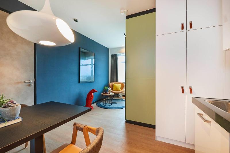 Studio Apartment image 4