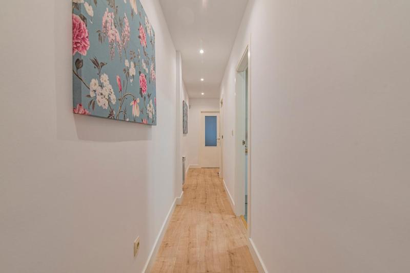 - Apartamento con patio interior - QH Plaza de la Trinidad - image 12