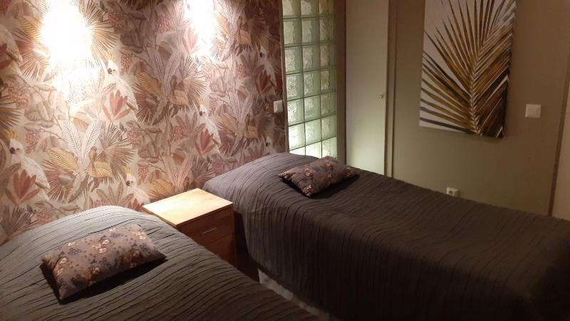 Economy Double Room image 1