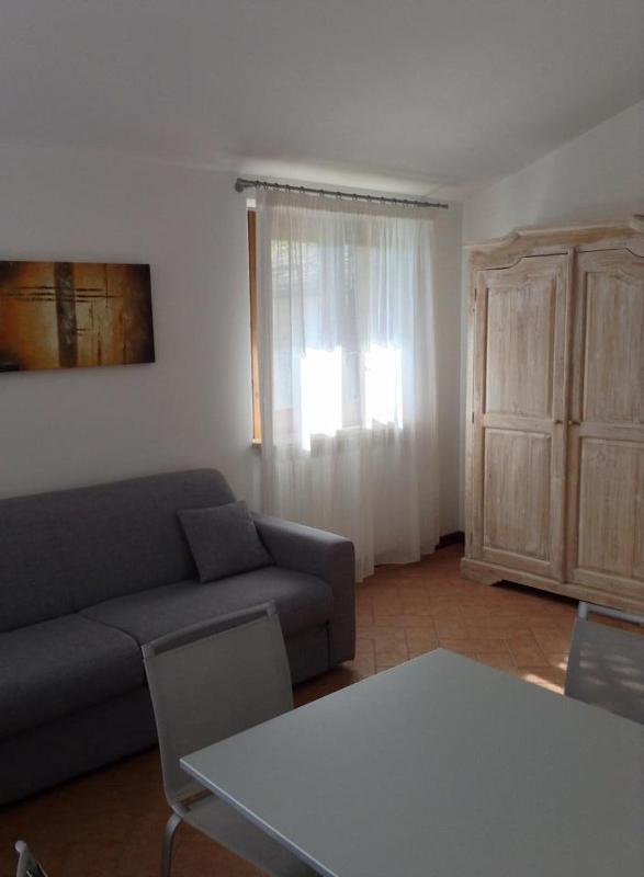 Studio Apartment image 4