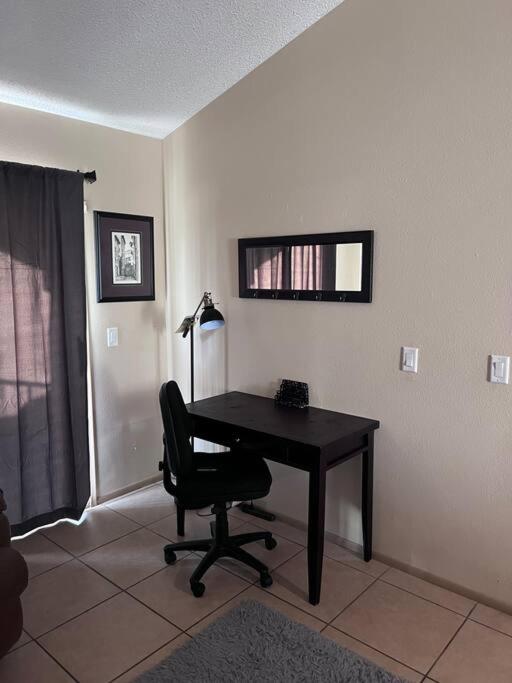 Master king suite Phoenix gem! - image 9