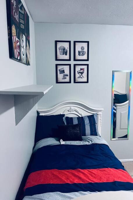 Master king suite Phoenix gem! - image 14