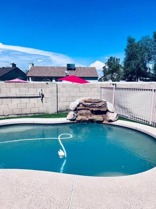 Master king suite Phoenix gem! - image 22