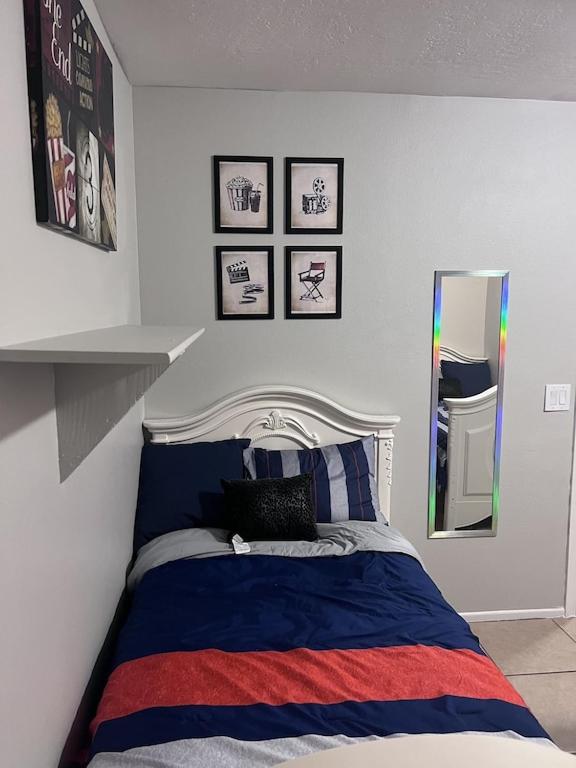 Master king suite Phoenix gem! - image 5