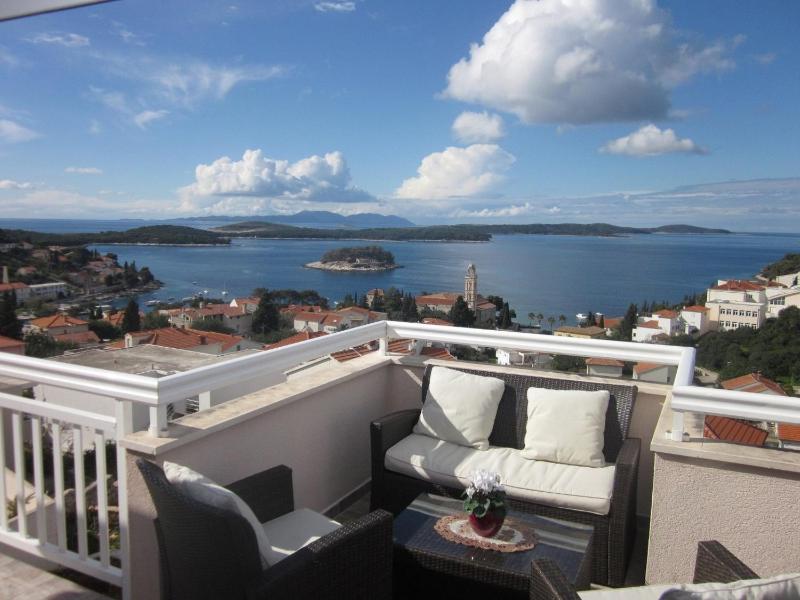 Apartments and rooms with WiFi Hvar - 20114 - image 16