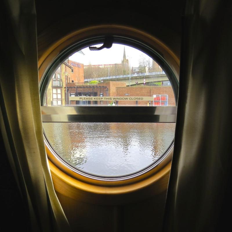 Houseboat - Millie Grace image 3