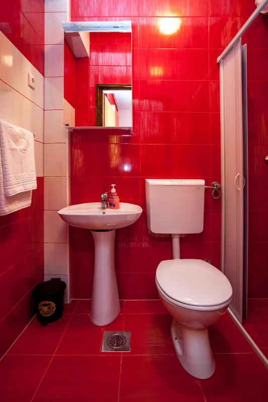 One-Bedroom Apartment (2 Adults) image 2