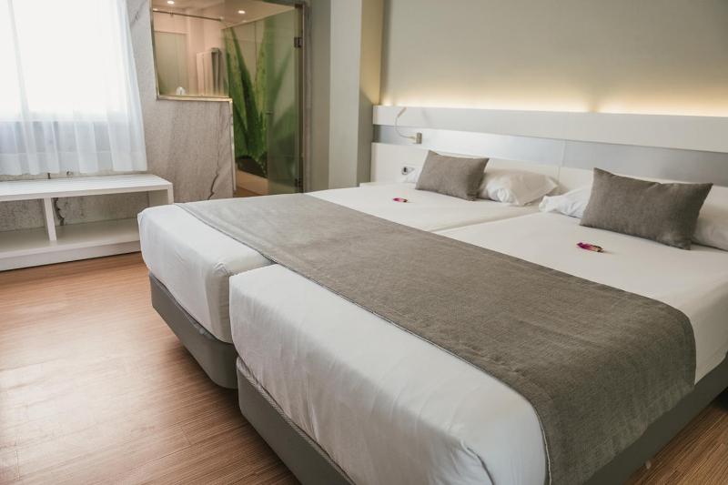 Hotel Aloe Canteras - image 20