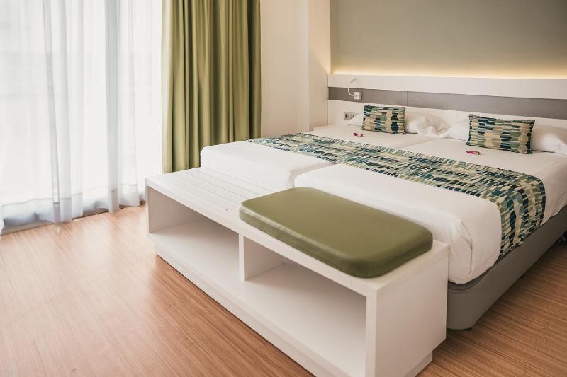 Hotel Aloe Canteras - image 8