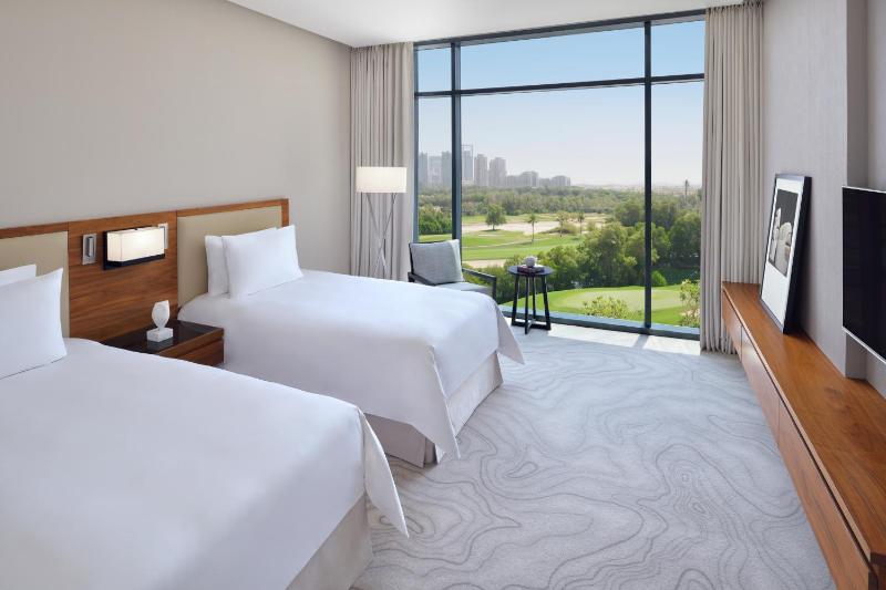 Golf View Deluxe Room Twin  image 1