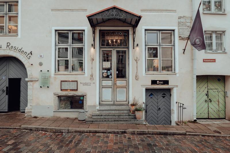 Deluxe Studio Apartment image 1