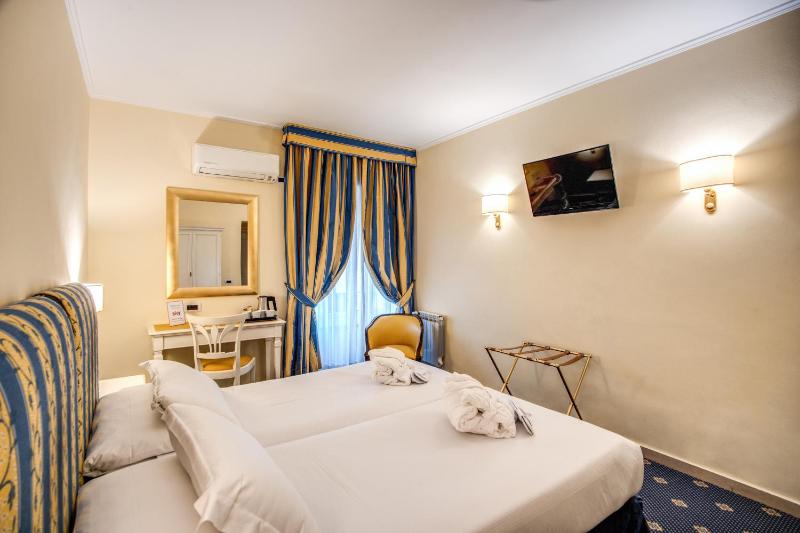 Superior Double or Twin Room image 1
