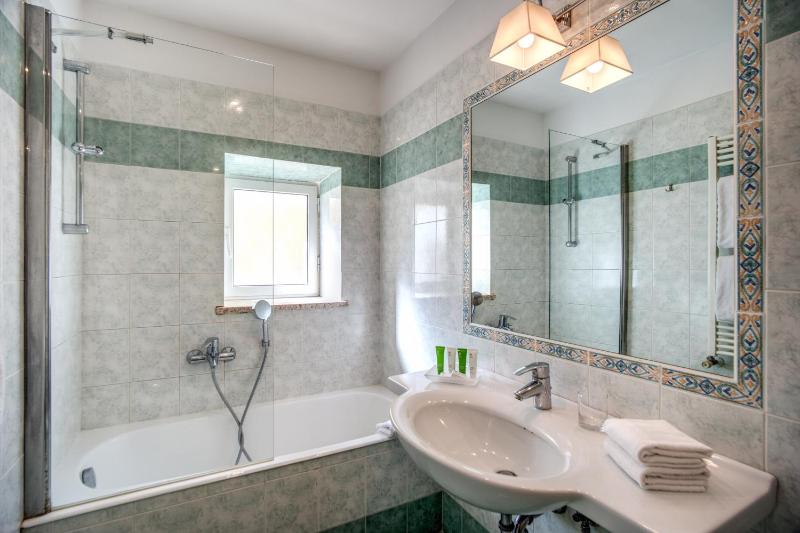 Superior Double or Twin Room image 3